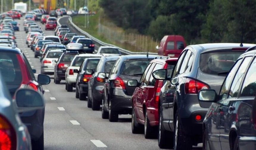 Van’da araç sayısı artıyor  trafik yükü ağırlaşıyor