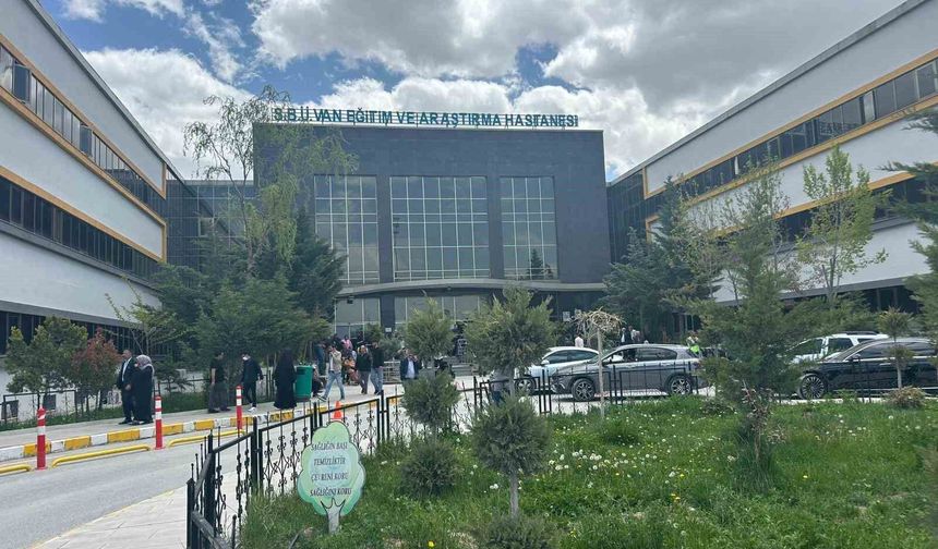 Van Eğitim ve Araştırma Hastanesi yenileniyor: Çalışmalar başladı