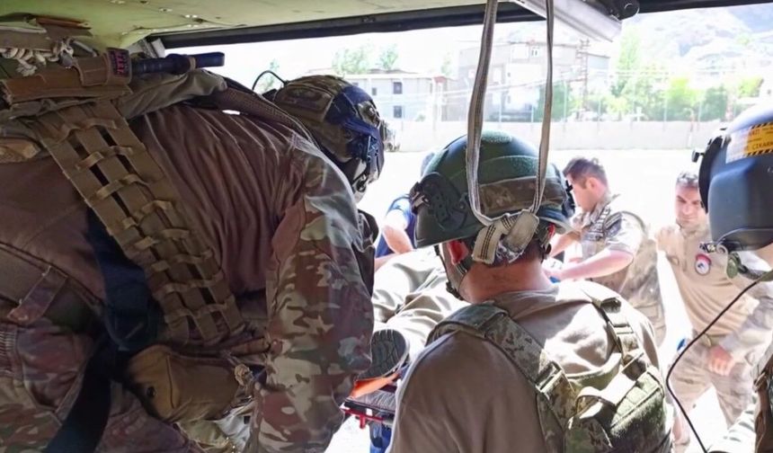 Sarp arazide hayatını kaybetti: Cenazesi helikopterle alındı