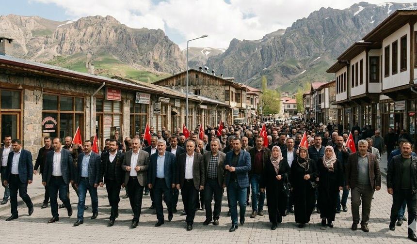 Bahçesaray’da yol isyanı: Yürüyüş kararı alındı