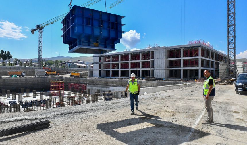 Van Şehir Hastanesi için geri sayım: 800 yataklı dev sağlık yatırımı yükseliyor