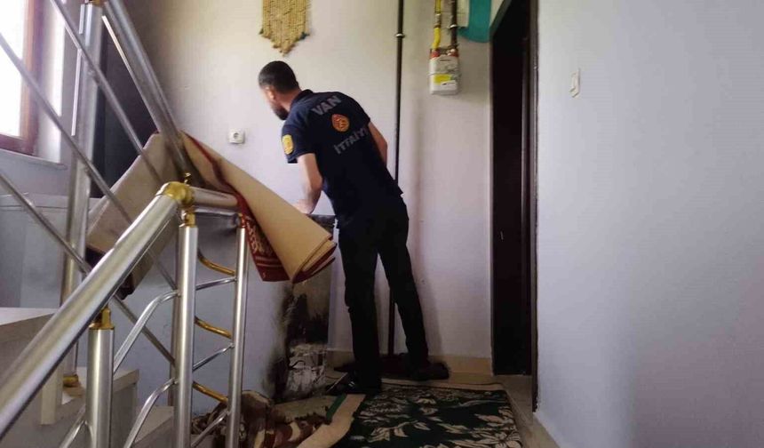 Van’da Evde Çıkan Yangın Maddi Hasara Neden Oldu