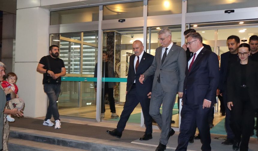 Bakan Memişoğlu Van Temaslarında Sağlık Yatırımlarını İnceledi