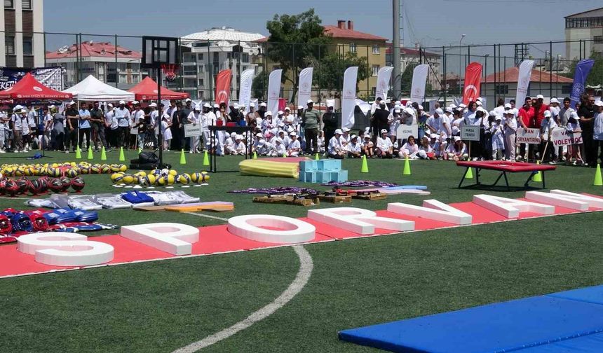 Vanlı çocuklar ve gençler yazı sporla geçirecek