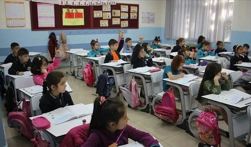 Van’da yarın okullar tatil mi? Bakan Tekin’den kritik açıklama