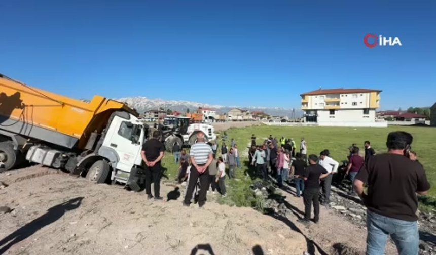 Hakkari’de feci kaza: 2 ölü, 3 yaralı