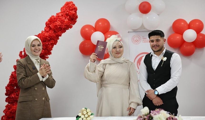 Aile ve Gençlik Fonu’ndan 9 bin 200 gence 1 milyar liralık destek