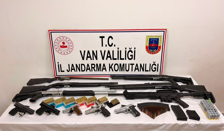 Van’da Nefes Kesen Operasyon: 800 Küçükbaş Hayvan Bulundu