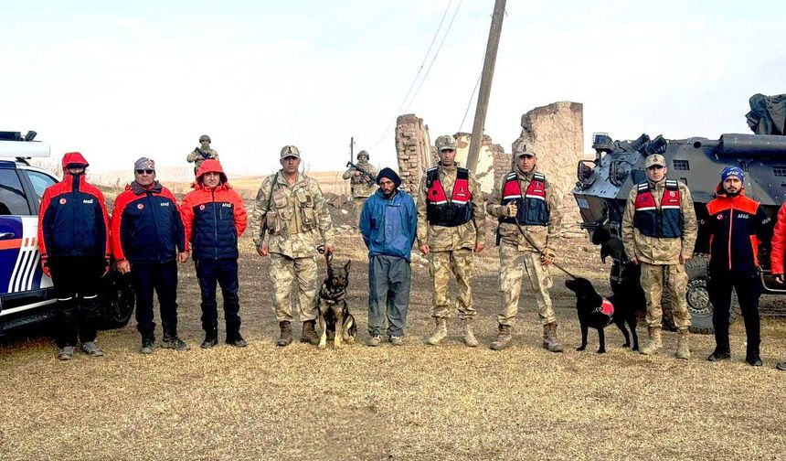 Van’da kayıp şahıs bulunup ailesine teslim edildi