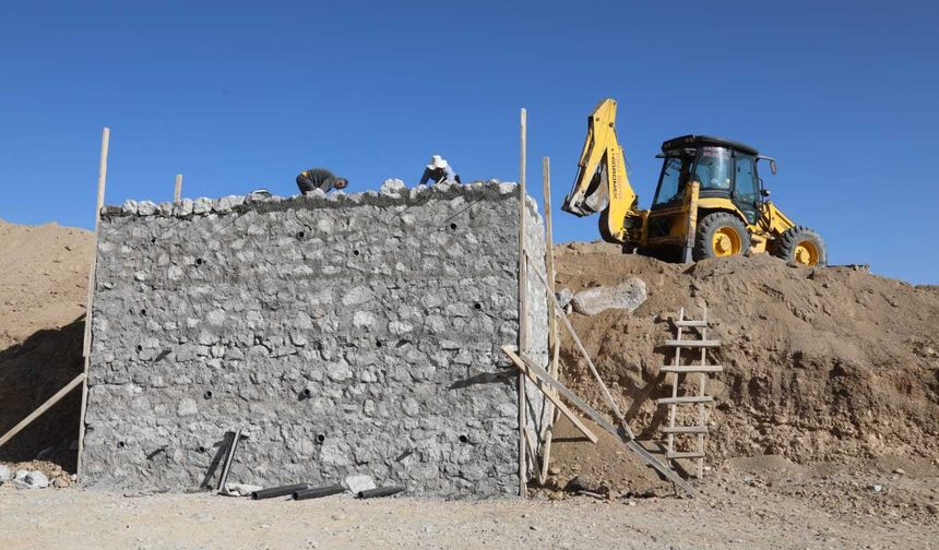 Başkale’de katı atık transfer rampası kuruluyor