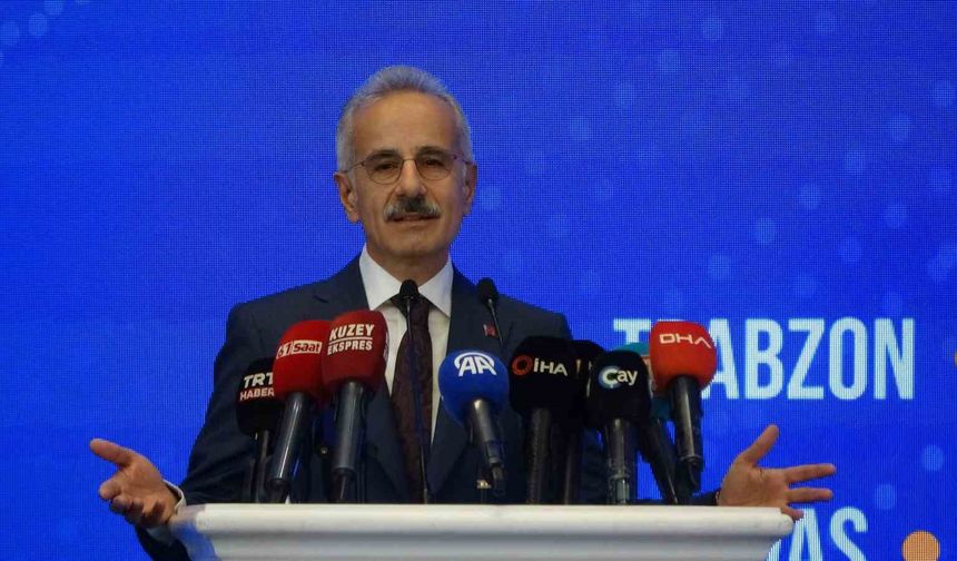 Bakan Uraloğlu: "İlk göreve geldiklerinde 4.7 milyon kullanıcının bilgileri yurt dışına çıkarılmıştır"
