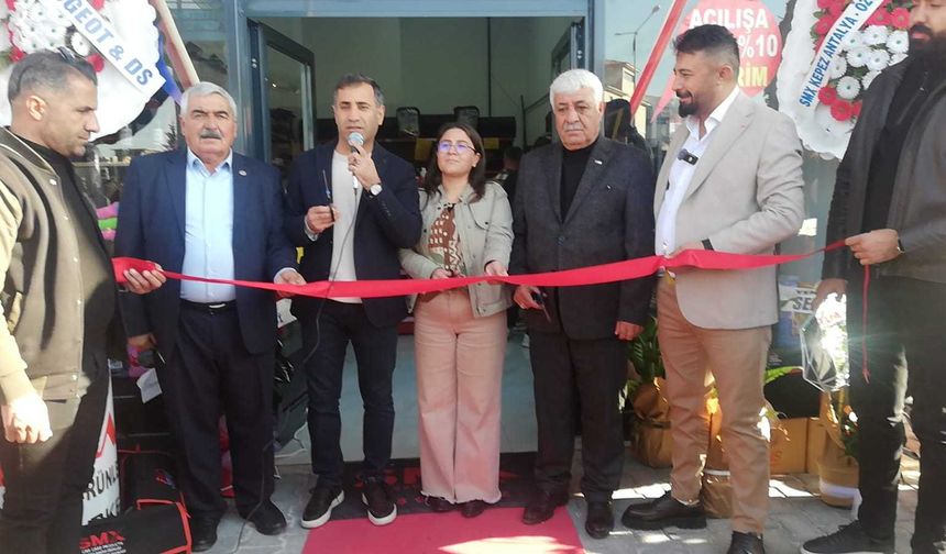 SMX Car Care Products Van’da görkemli bir açılışla hizmete başladı