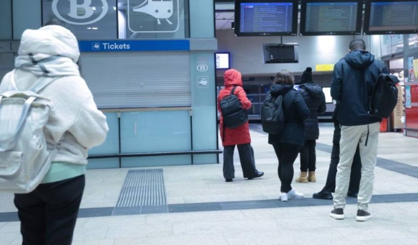 Belçika’da Hükümet Reformlarına Tepki: Ülke Genelinde 3 Günlük Grev Başladı