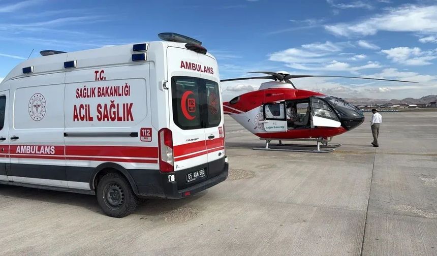 Kaza geçiren şahıs ambulans helikopter ile Van’a getirildi