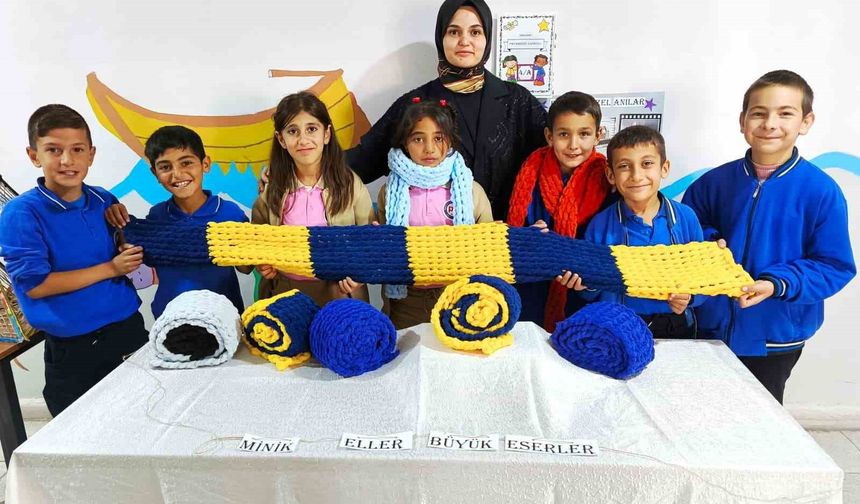 Kendi atkılarını örerek kışa hazırlanıyorlarr