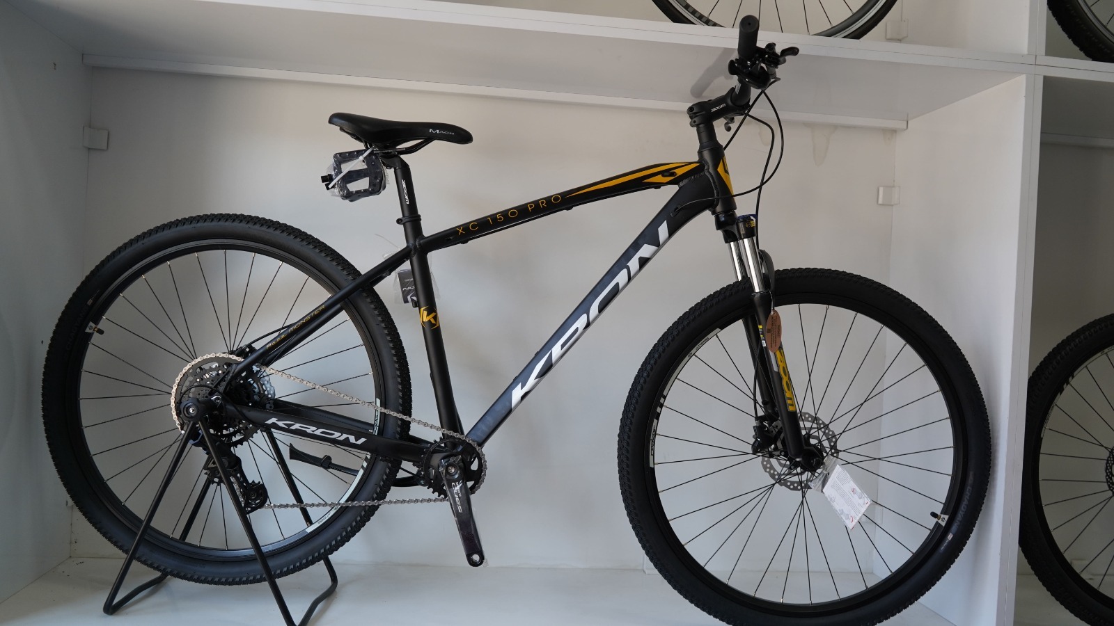 33270Fb6 D810 4C06 8D32 13362Aba67D6