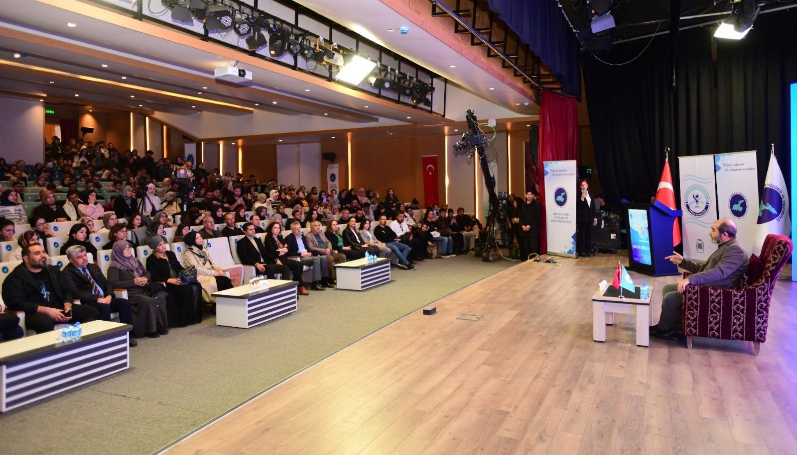 597 20400 693E95Eba5F27