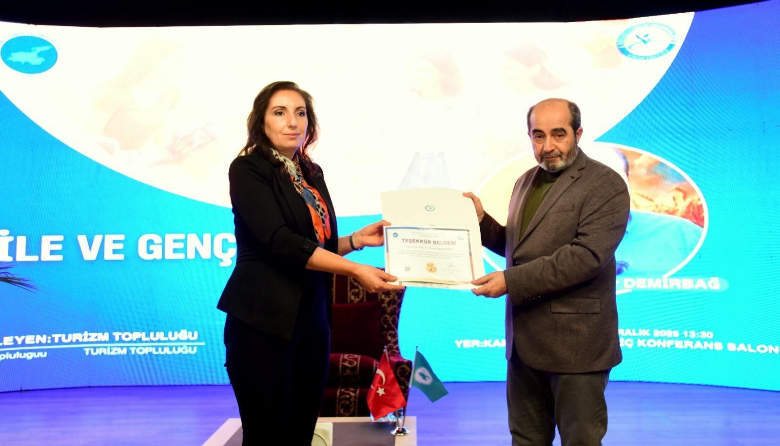 597 20400 693E95Ecbe888