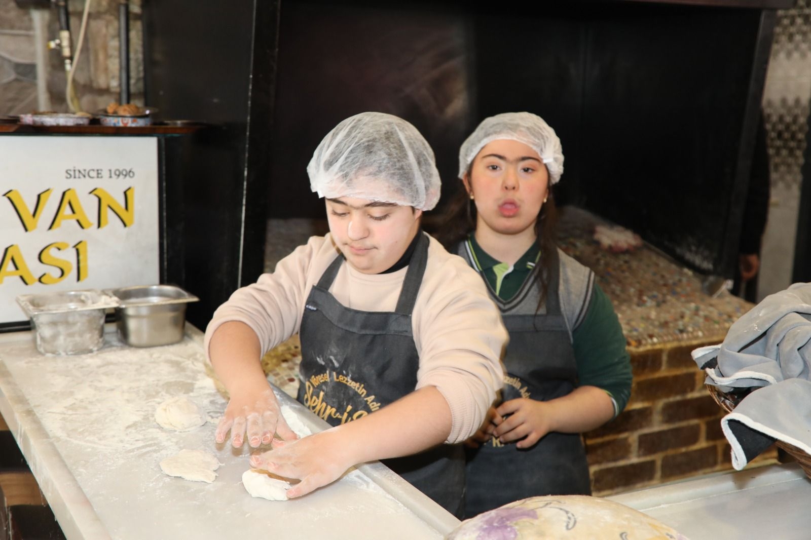 99F79B61 Aca7 415D 82Ab 2391E8793691