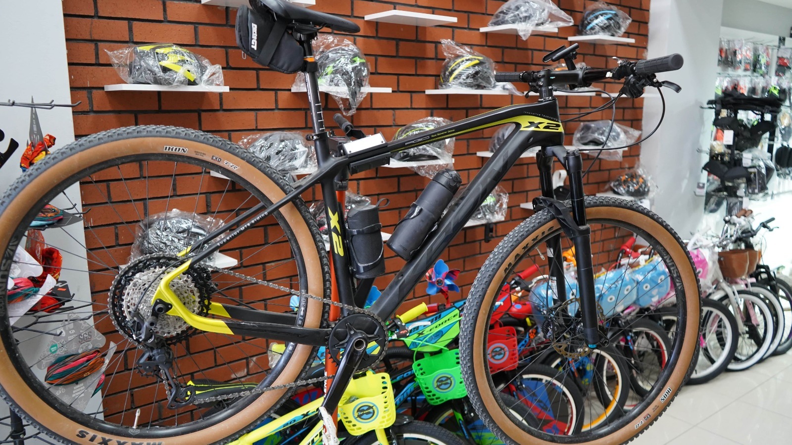 B0633A87 71E5 4Bc8 969B 168029A9C363