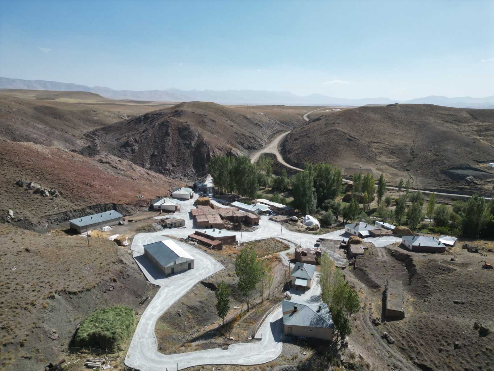 G74Tekk W U A A Zv Z0