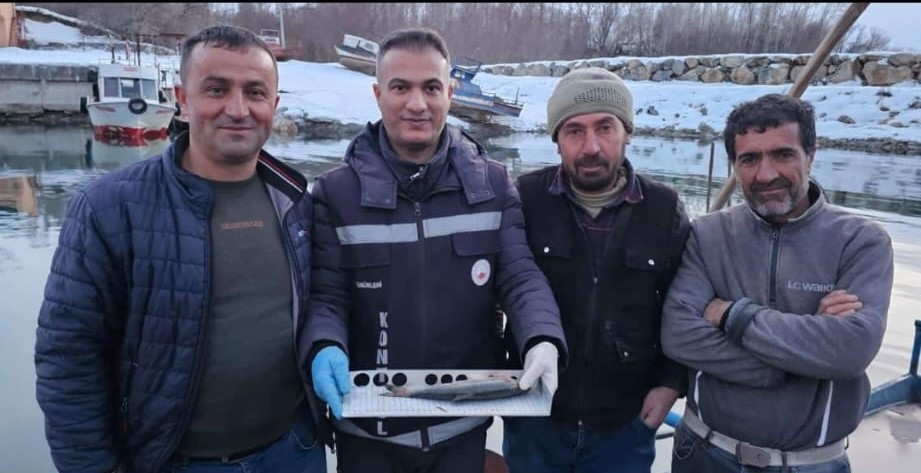 07864282 8063 45E3 B5Fe Bdbaf05F3049