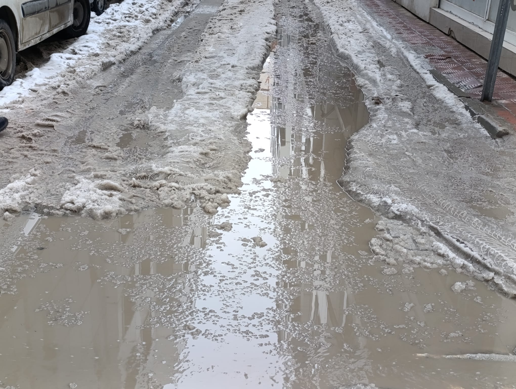 1D6D500B 46E2 432D B350 9D5Aaf70Eb70