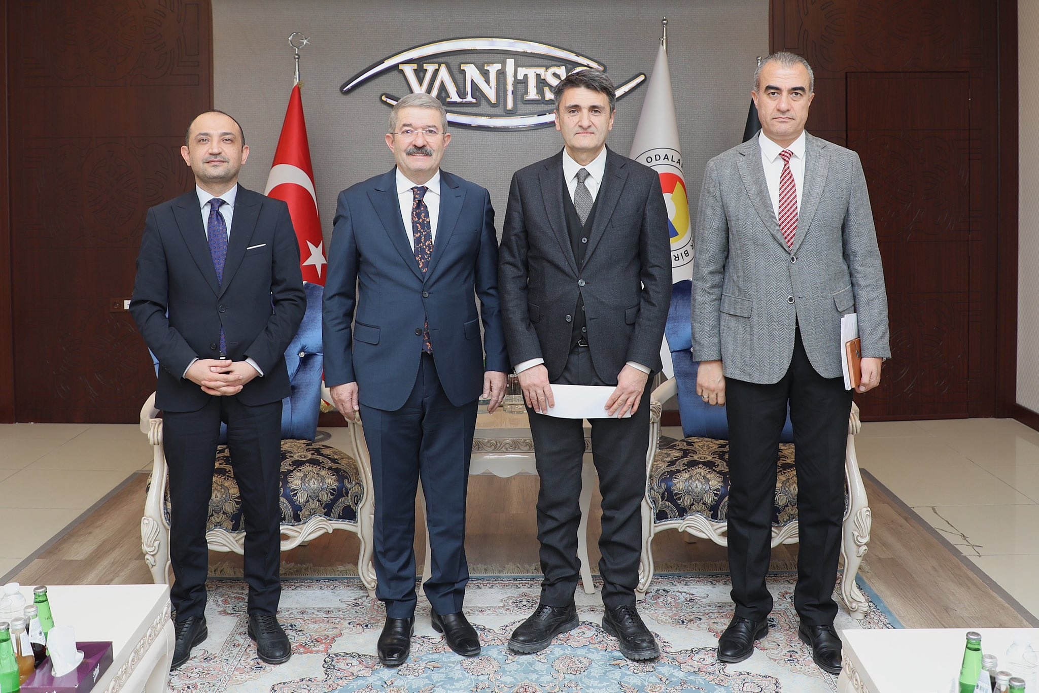 G Va K Cj W Q A A47I U