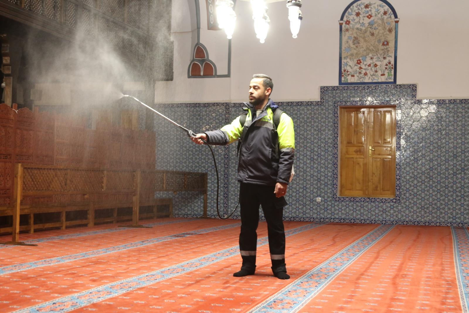 114Fbde2 E76A 49F5 96D8 8D349A08Aa3E