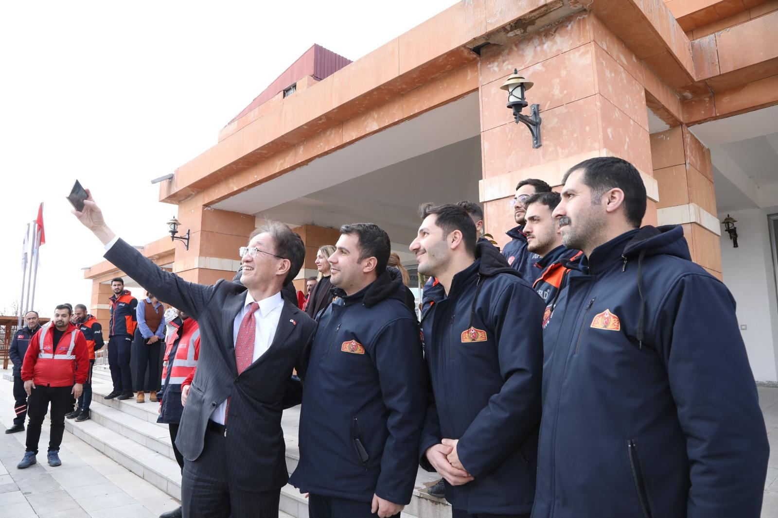 2115B0F2 113B 4573 8C2C Aaa1E5Cf0596