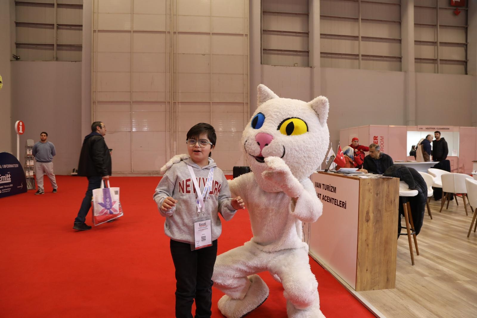 8668C179 7A96 4C61 8B9D 8B02B29Ee283