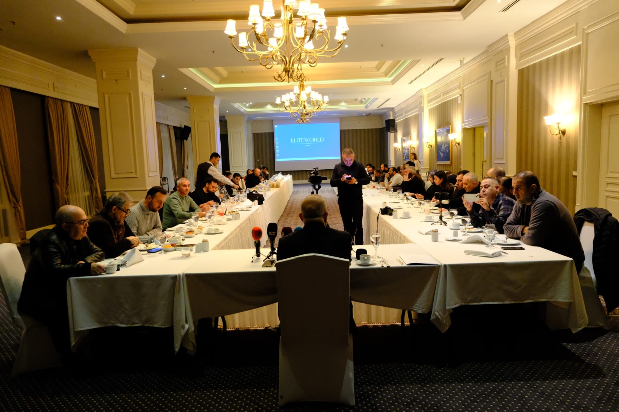 Bf718D1E 3E45 427E Ba7C 3175Aaa7B390