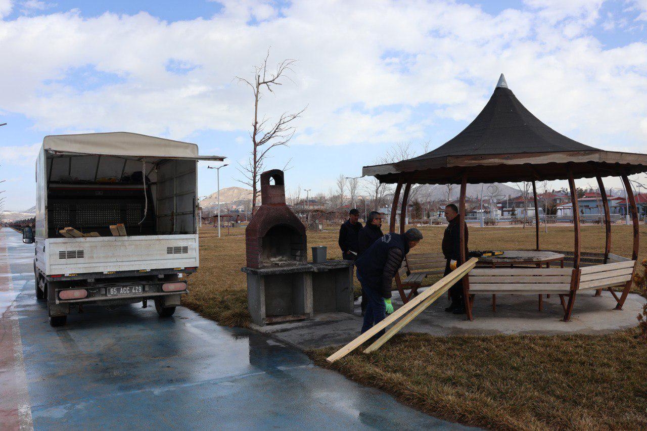 Ceba4Ba4 29C3 4099 A28B 94465D332167