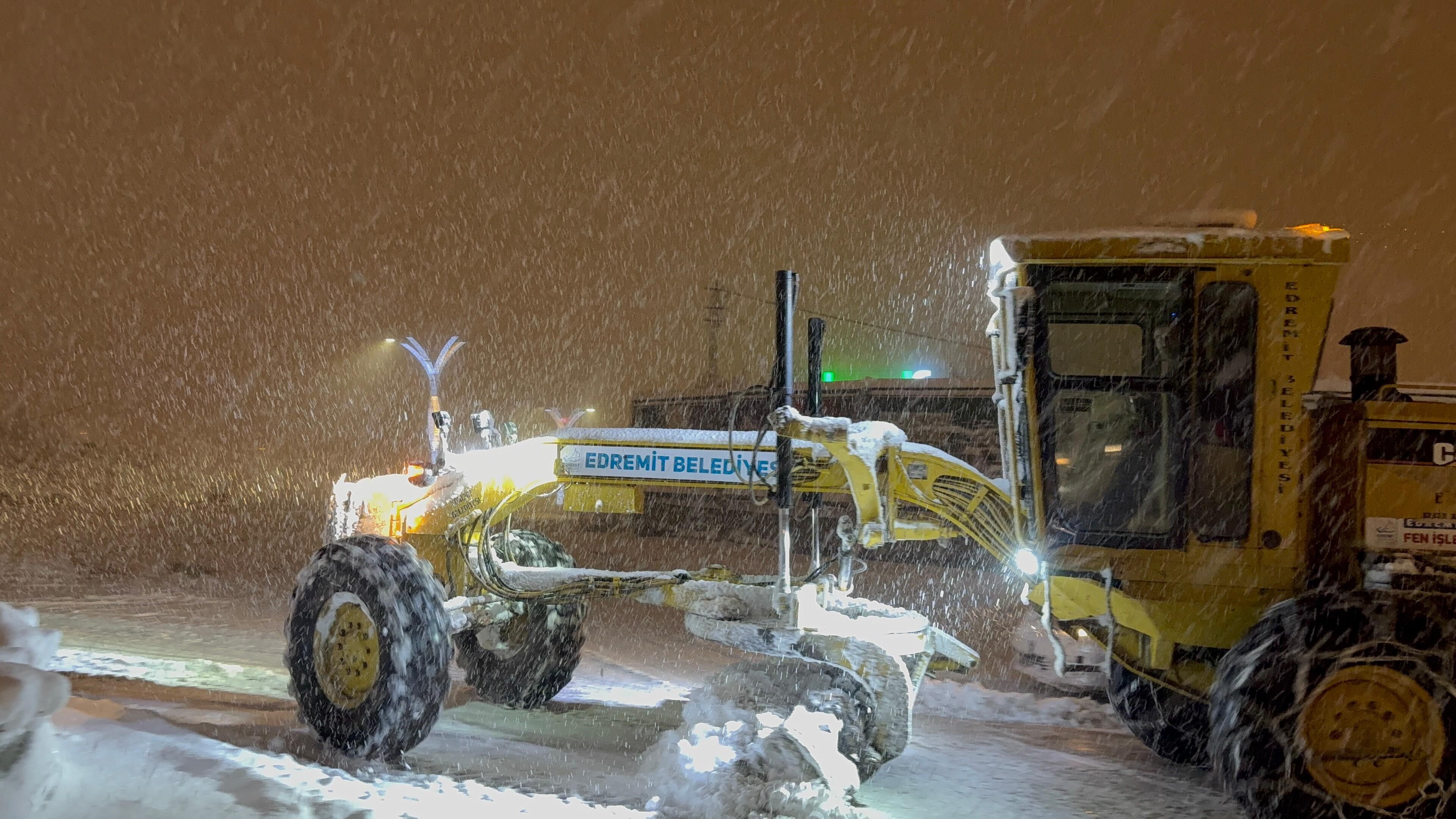 E465F883 337F 4Ed7 B408 64D9D17A4924