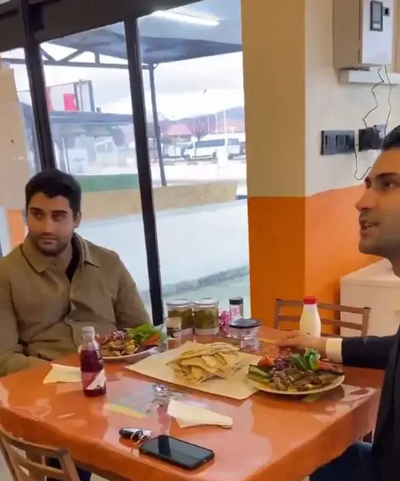 Yillar Sonra Bir Ilk Kadir Seker Bakin Nerede 19548861 8269 M 1770535337 3Z Rv67