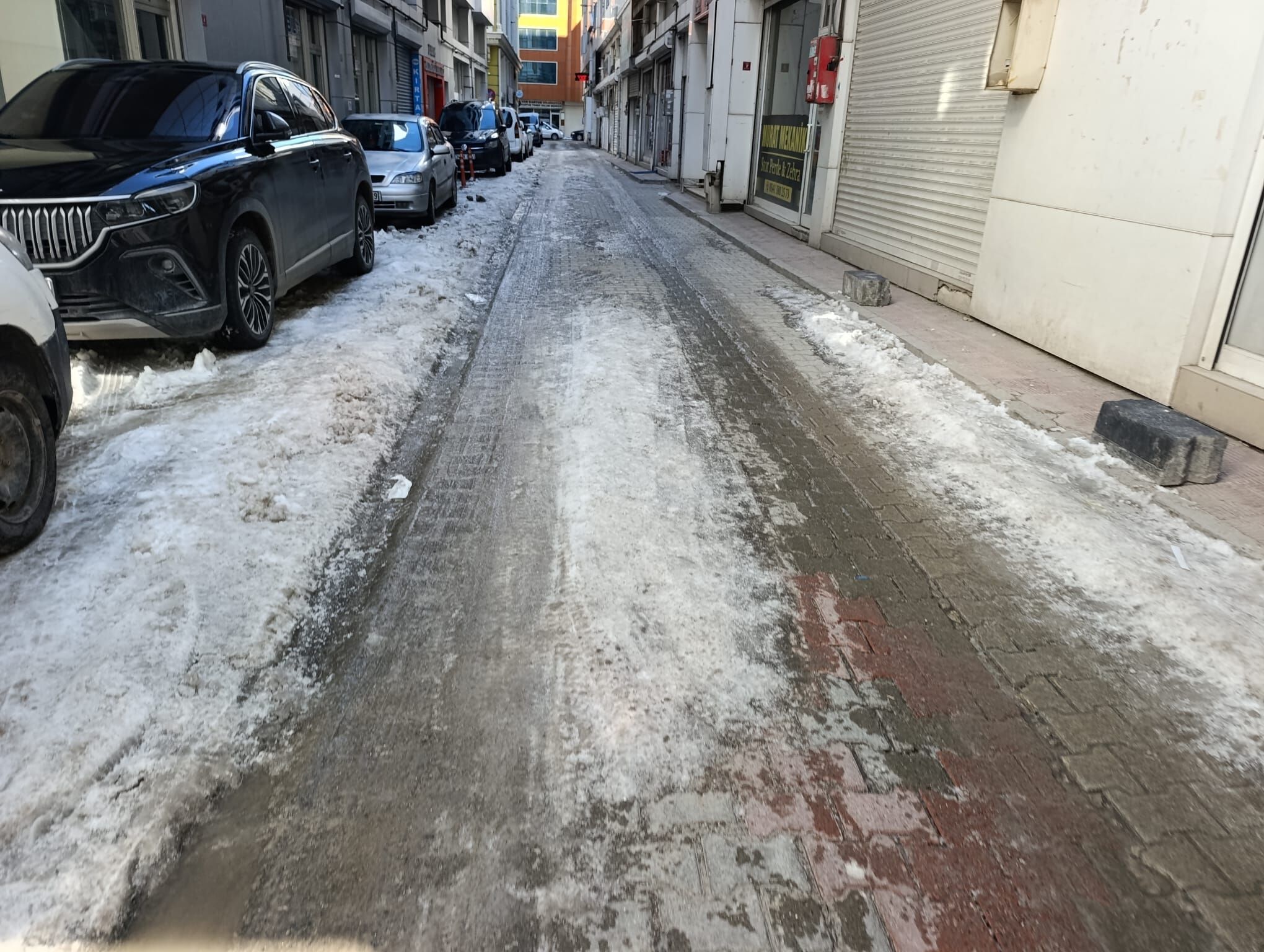 3560Bef2 65Ff 409A 953B 8B400Dfef045