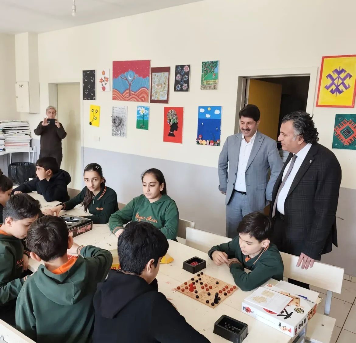 46A0F810 D298 4441 8884 68F118699575