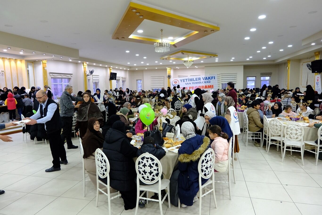 9057115F 95Cf 4854 9Ff8 9D86E5A61E32