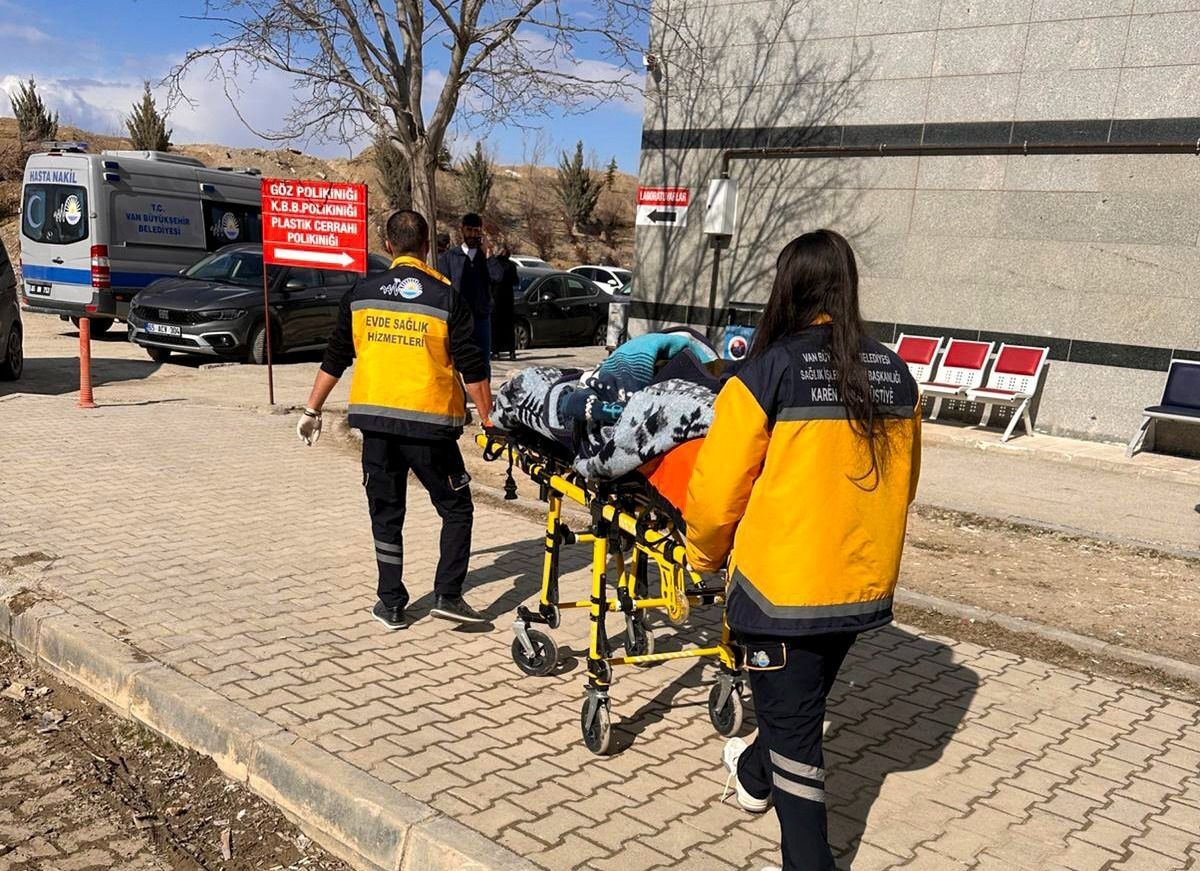 Fbd79Ae1 0C01 40D6 8860 07F67845B2C3