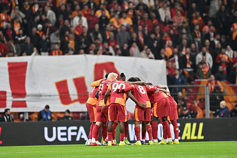 Galatasaray Liverpool Sampiyonlar Ligi Maci Canli 1773167682807
