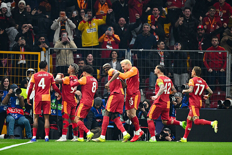 Galatasaray Liverpool Sampiyonlar Ligi Maci Canli 1773168359039
