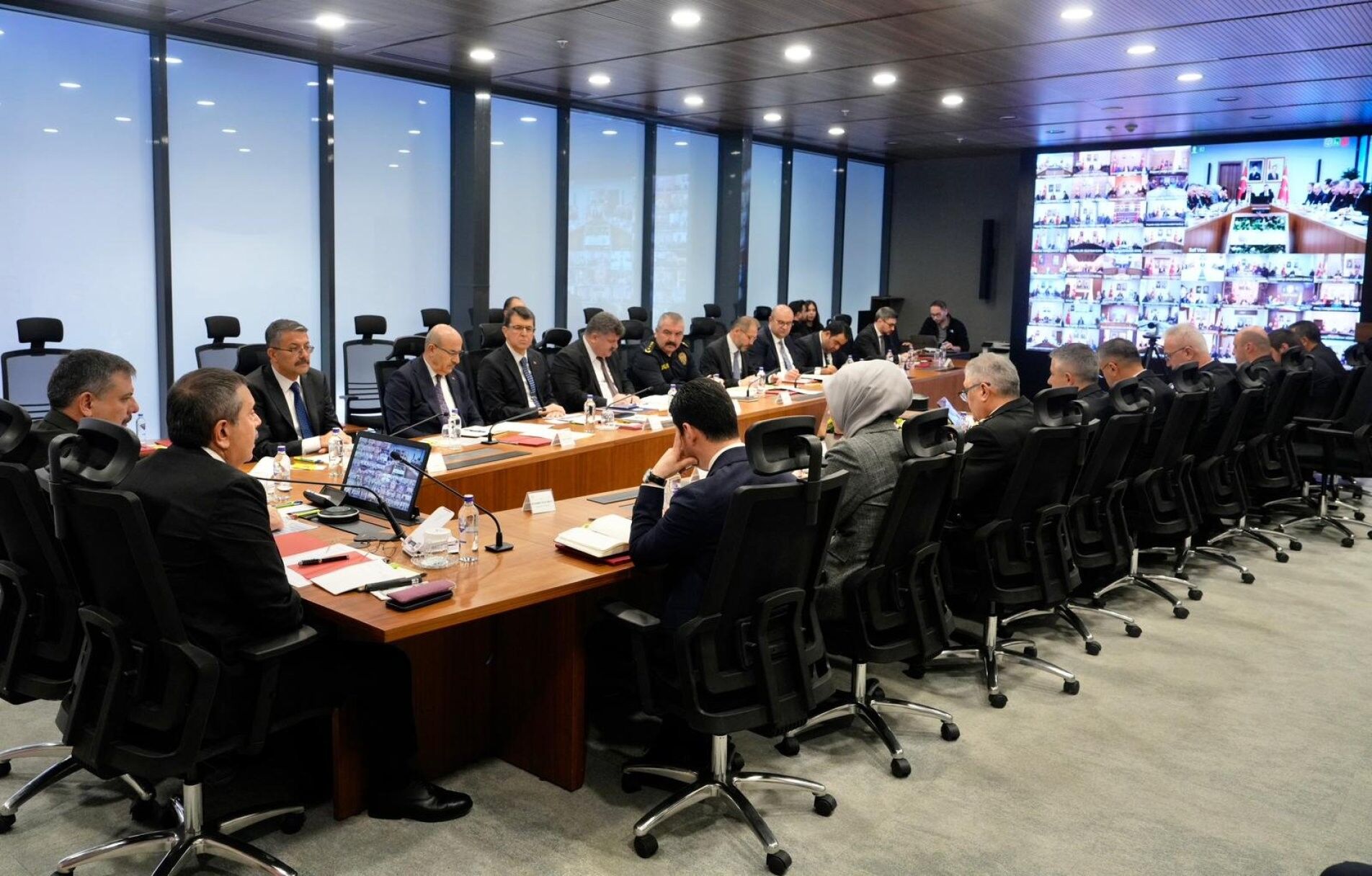 16121843 Bas Yn Ac Yklamas Y 1