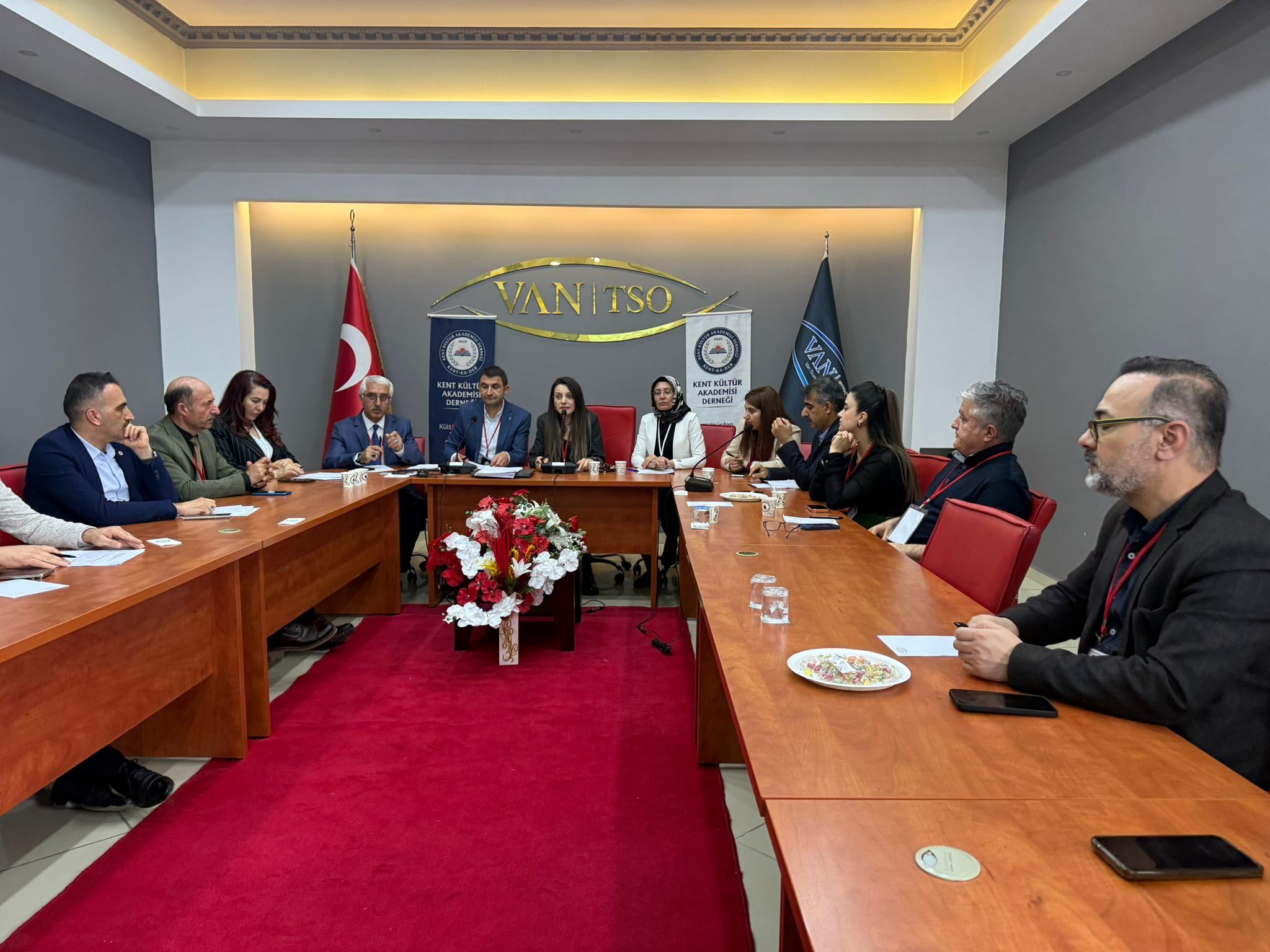 570883E0 071B 44Ed 9D6A B4047Bcbbf4E