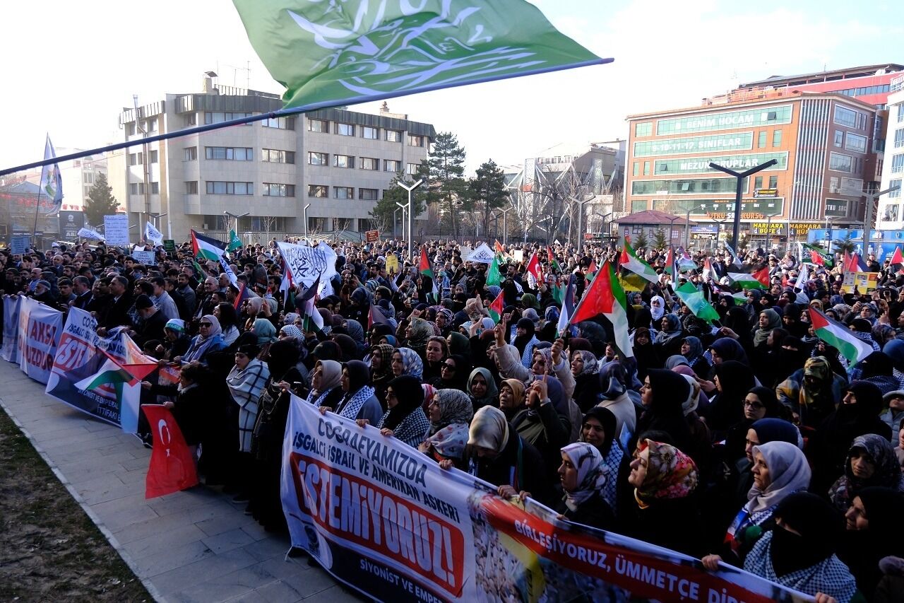 828Aeb2E E228 453F B9A2 C0933E123D5D