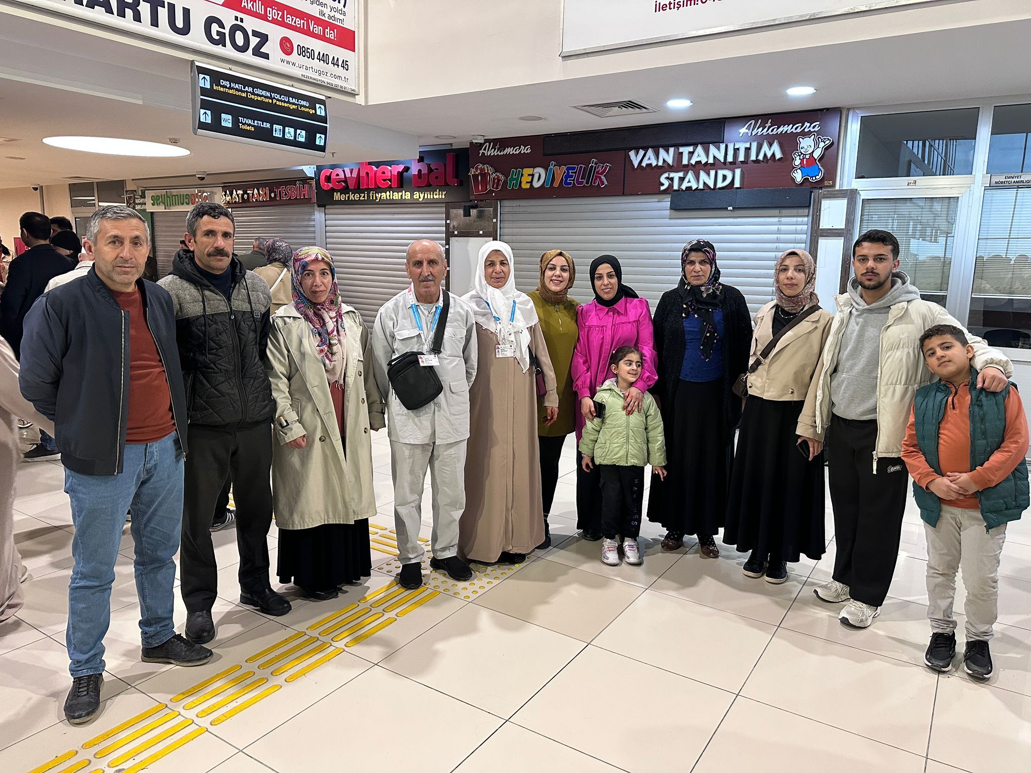 852C8708 87Fd 44A9 850E 8F24F74758E5