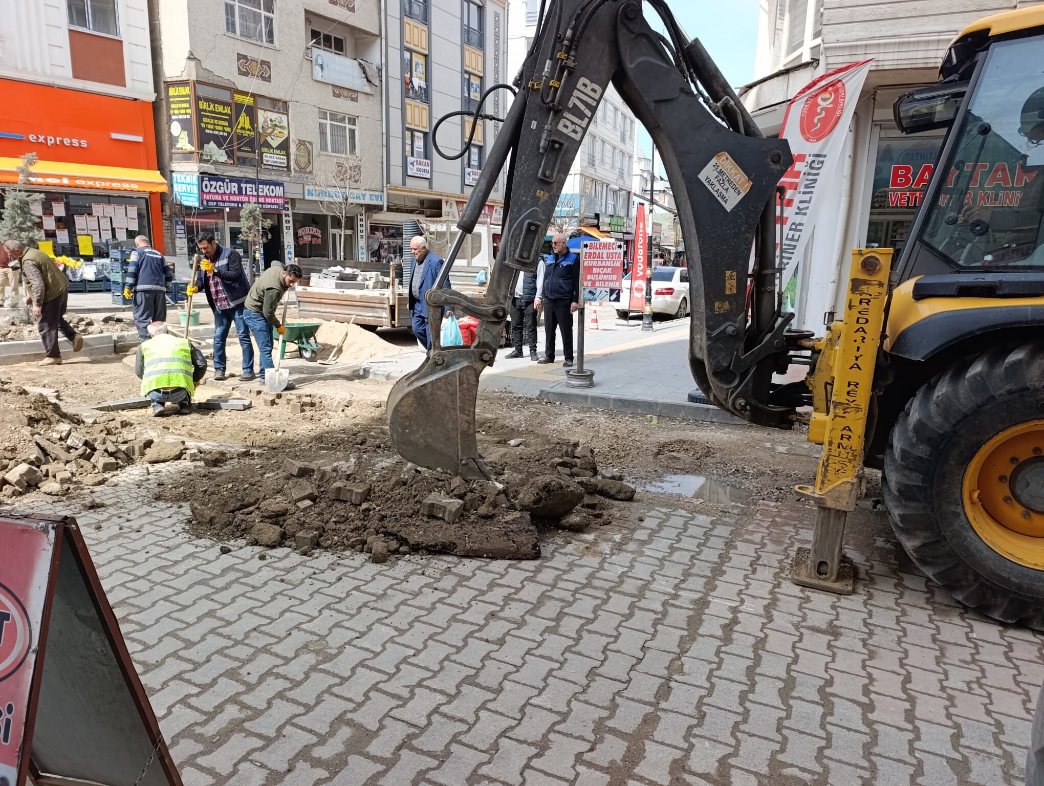 85D03204 71Ef 4A99 Aa04 6Eb837992B51