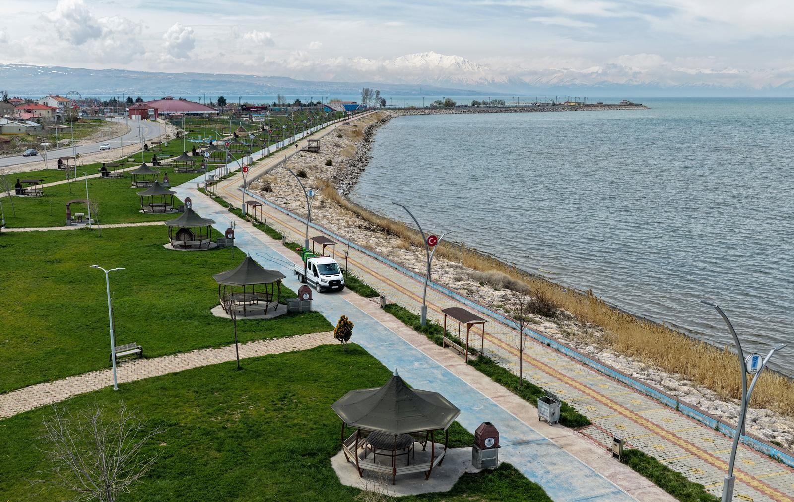 A871D03D 051A 4471 9256 77A0D92080Bf