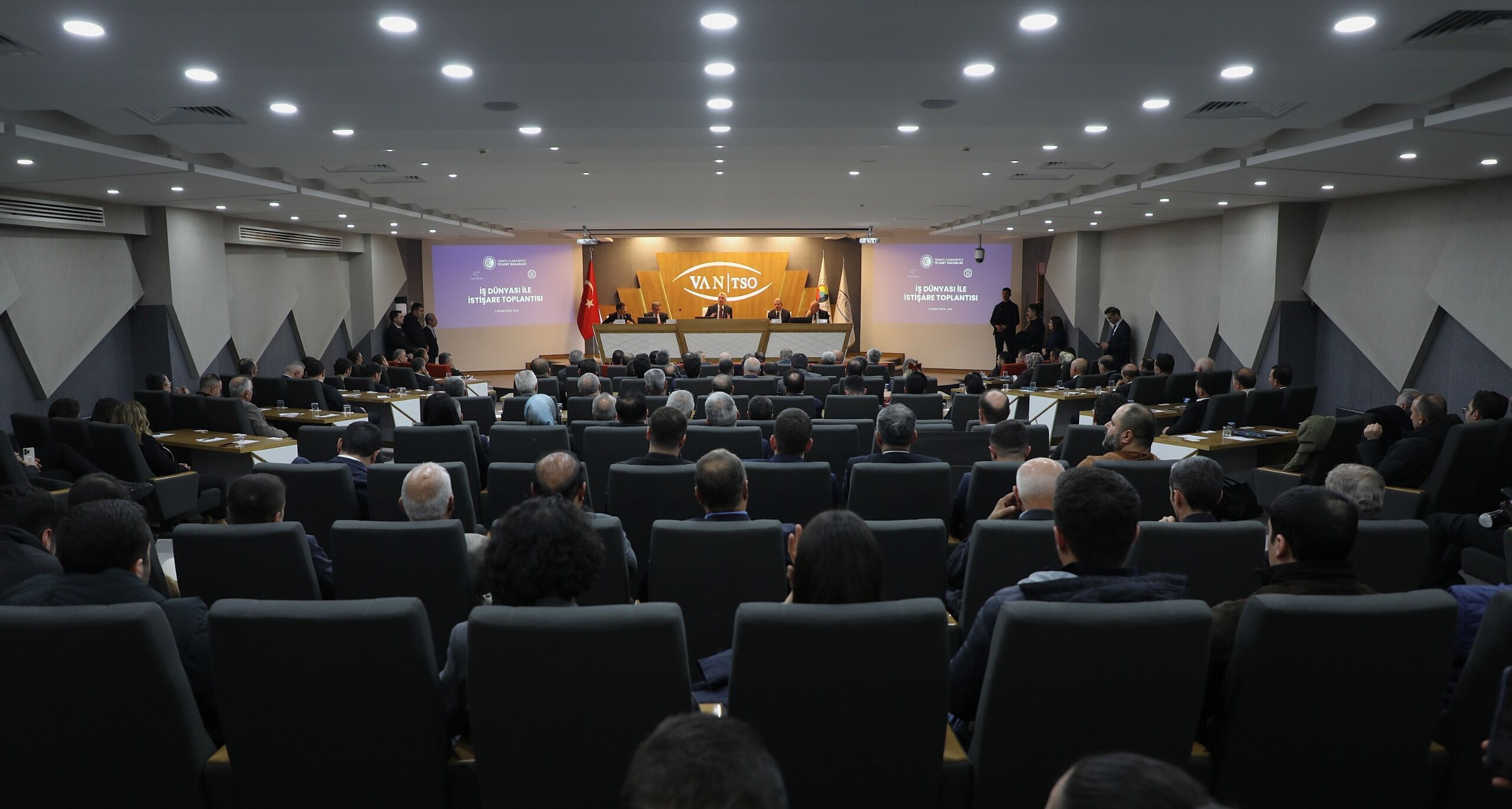 Bcf851A7 4D90 49Dd 9C28 3480A9Abbf5B