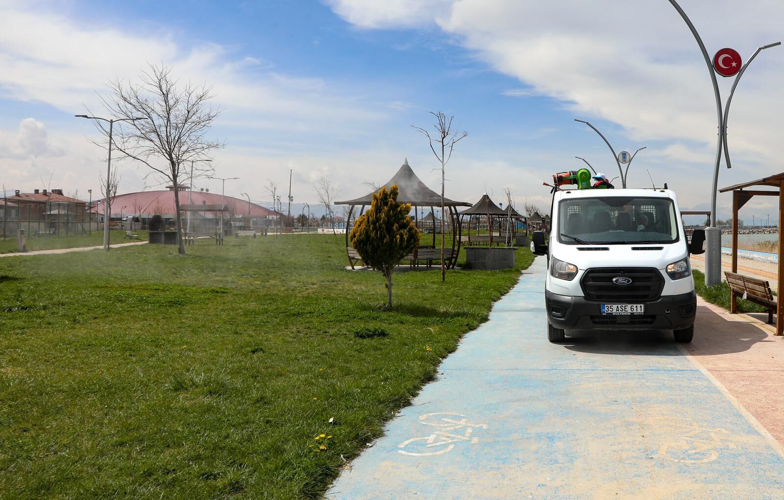 C7Ef9B6F 28Da 4513 B190 57E9616558F2