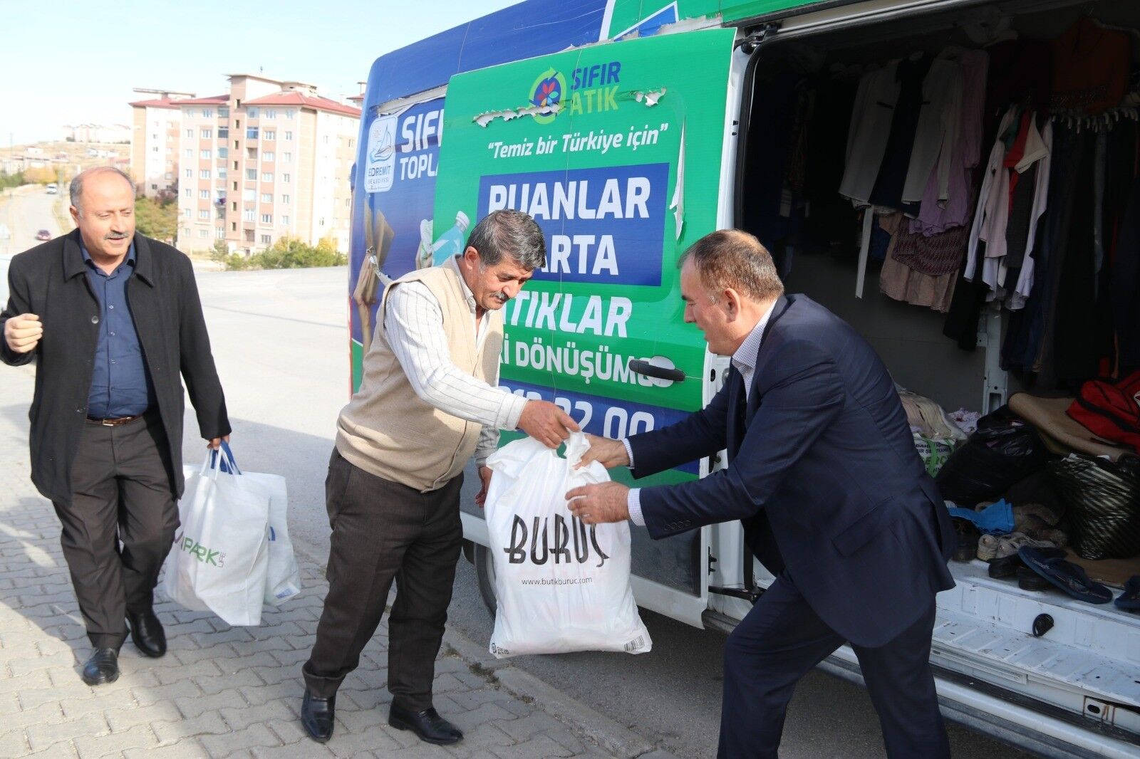 D6B7De1D 79E3 4A6A A576 5F95Ee91Dd26